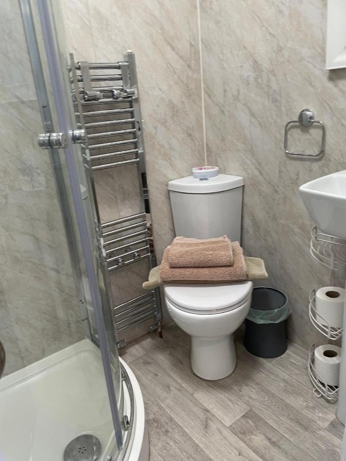 Caris Guest House Southend-on-Sea Ngoại thất bức ảnh